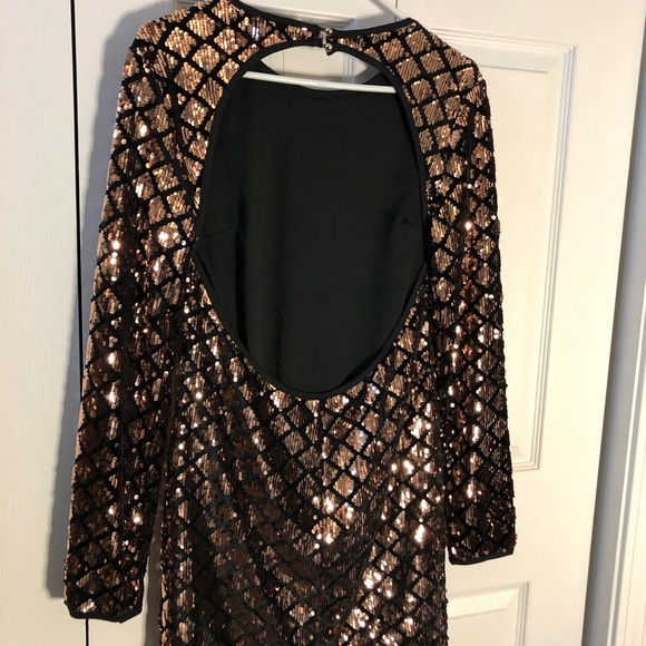 Rose Gold Diamond Seqiun Bodycon Dress NWT - Picture 5 of 9